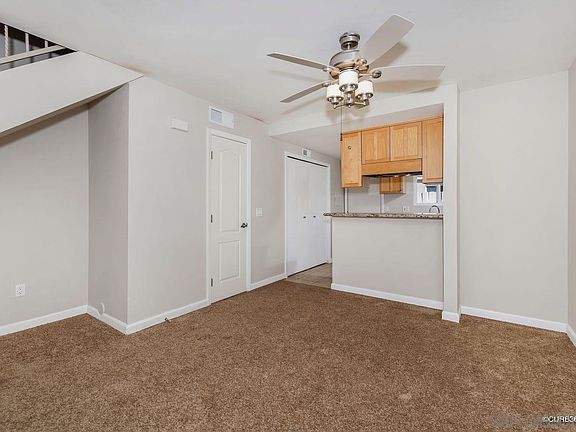 5th image of 1491 Peach Ave Unit 2