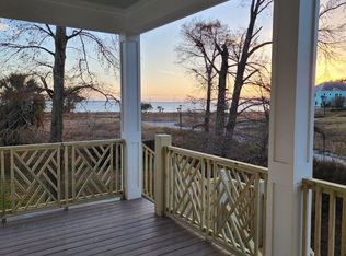 419 Martin Ave, Ocean Springs, MS 39564