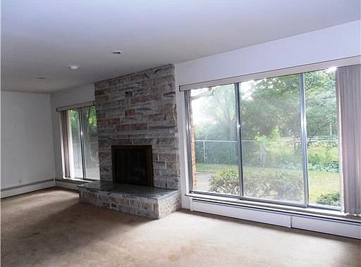 2nd image of 1205 Meadowbrook Ave