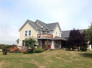 986 Coffee Creek Rd, Ferndale, CA 95536