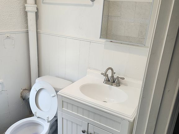 4th image of 1917 Druid Hill Ave APT 3