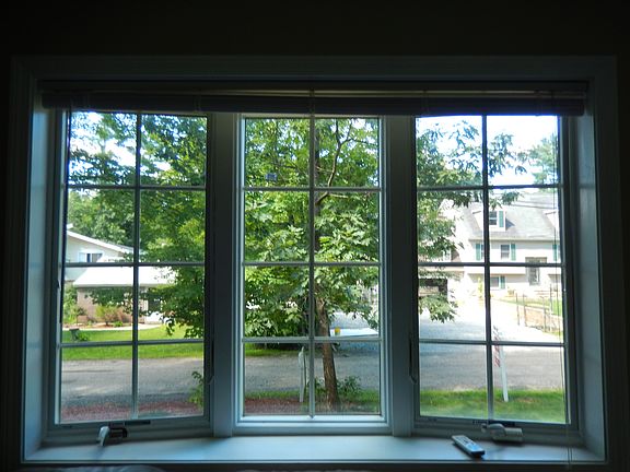 Living Room Bay Windows