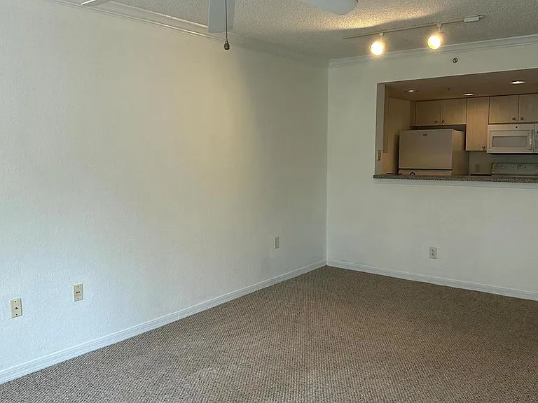 1801 N Flagler Dr #212 — Photo 4