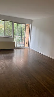 Rented by Bahar Management | media 23