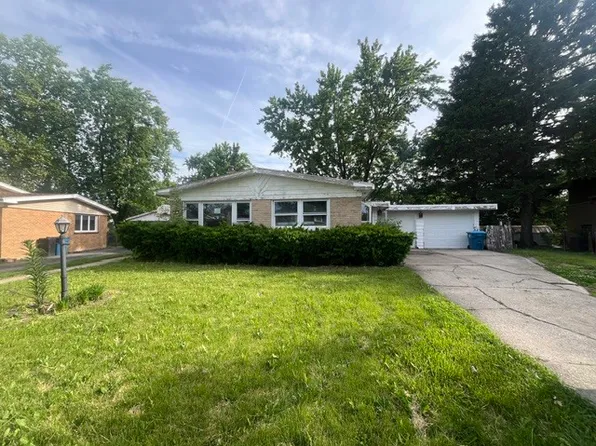 81 E Arquilla Dr E, Chicago Heights, IL 60411
