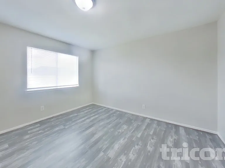 7310 Gettysburg Dr — Photo 10