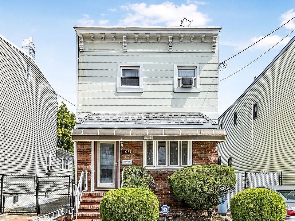 1st image of 1051 E 96th St