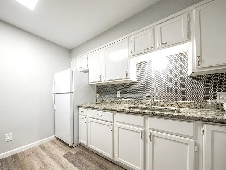 4808 W Wind Trl #102 — Photo 8
