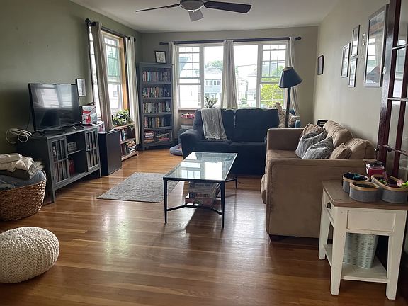 3rd image of 133 Bowdoin St Floor 2