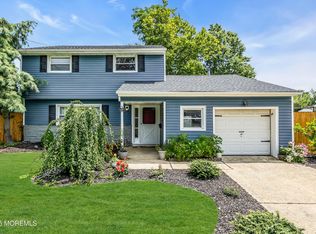3 Buttonwood Pl, Hazlet, NJ 07730