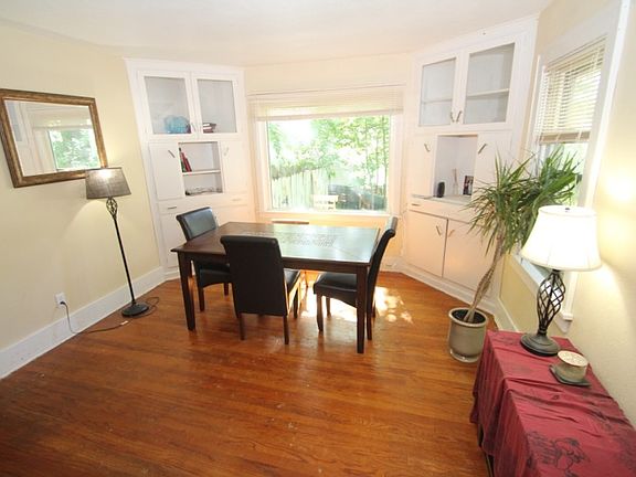 3rd image of 1519 Murray Ave