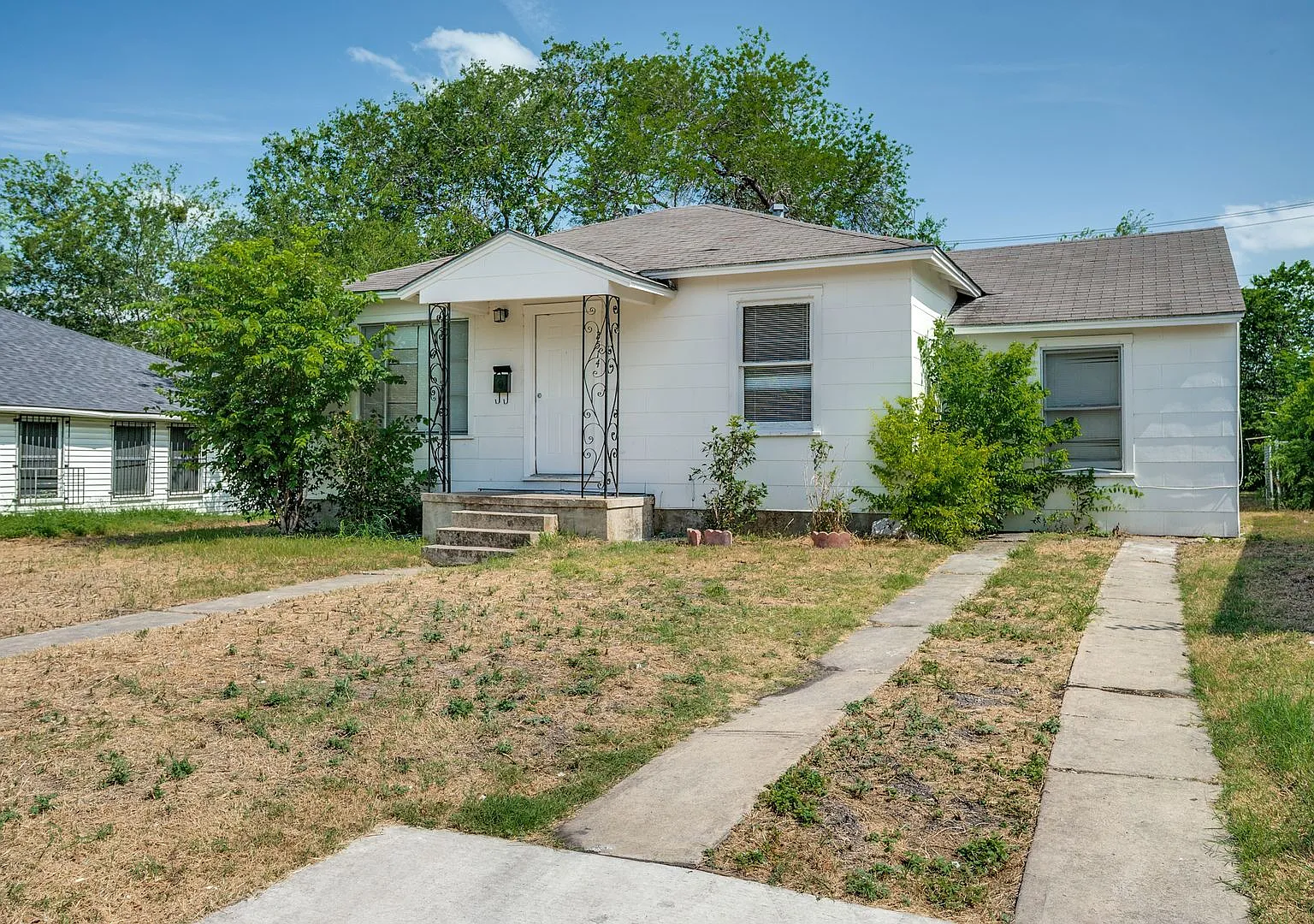 2 Bedroom in University Park! — Photo 2
