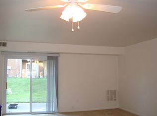1039A Brixton Ct, Sterling, VA 20164