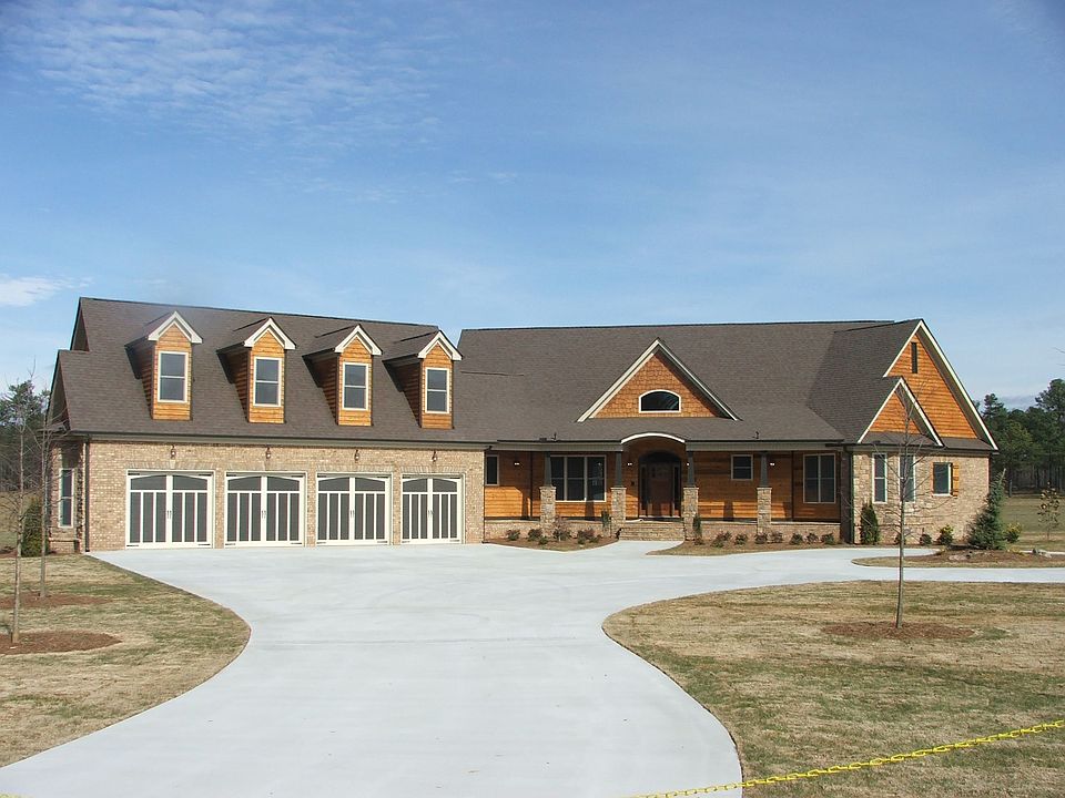 COLORADO-STYLE DREAM HOME!