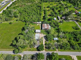 406 Main St, Stowell, TX 77661