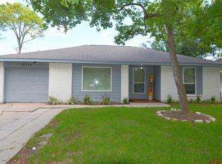 10714 Sela Ln, Houston, TX 77072