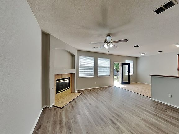 5th image of 8209 Swan Park Dr