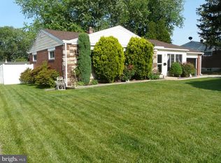 114 Butt Ln, Aston, PA 19014