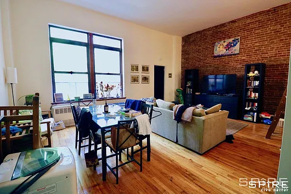 Rented by Spire Group | media 12