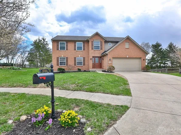 5984 Bluffs Dr, Middletown, OH 45044