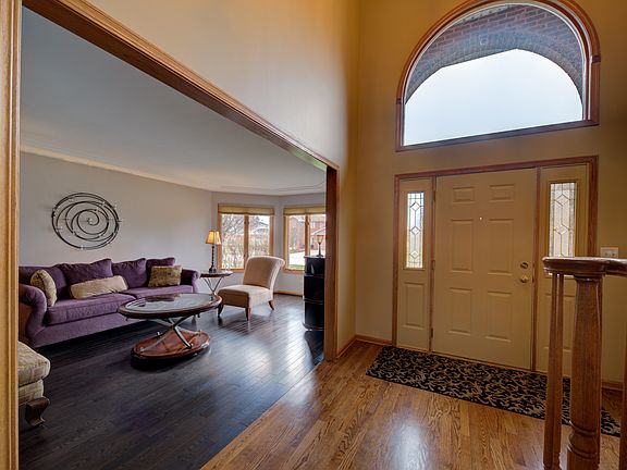 4th image of 9106 Timberwood Ln
