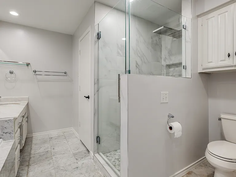 6611 Mimms Dr — Photo 23