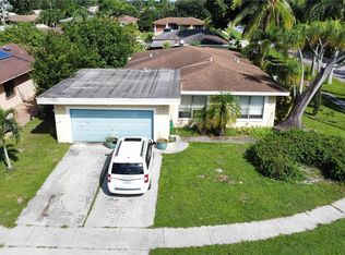 3856 Ace Rd W, Lake Worth, FL 33467