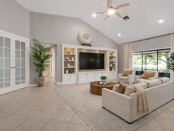4th image of 9272 Chelsea Drive S