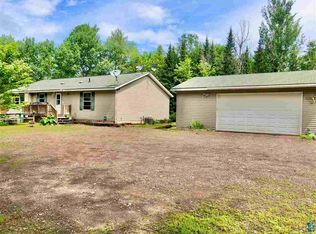 8885 Pequaywan Lake Rd, Duluth, MN 55803