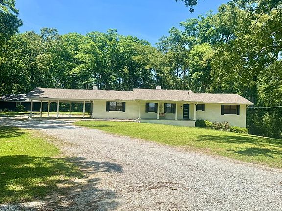 2nd image of 125 Collier Rd