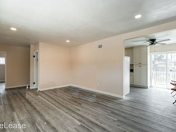 4th image of 6433 Shane Pl