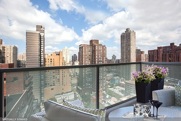 Sold by Halstead Real Estate | media 6