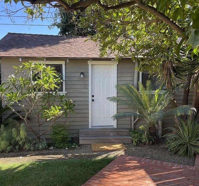 1st image of 1306 Chino St #1/2