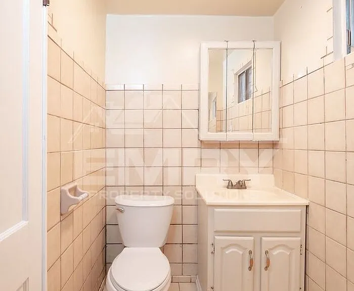 1125 S Evergreen Ave — Photo 9
