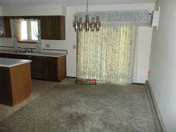 5th image of 1125 Greenhill Dr
