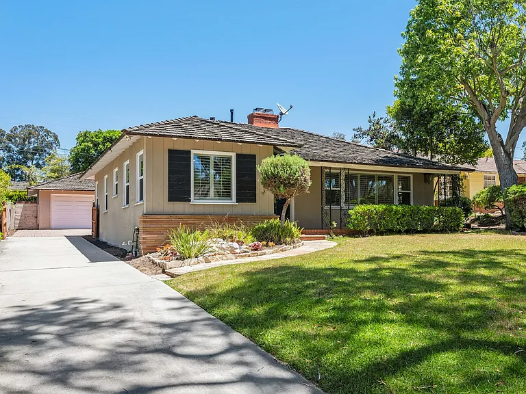 3409 Palos Verdes Dr N — Photo 14