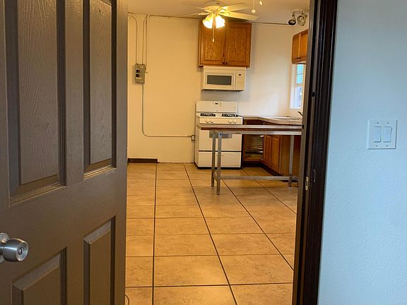 4th image of 2039 S 40th St APT 3