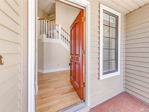 4th image of 5114 Narbeck Ave