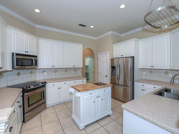3rd image of 1124 Kingsland Ct