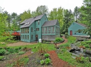 26 Lamprey Ln, Lee, NH 03861