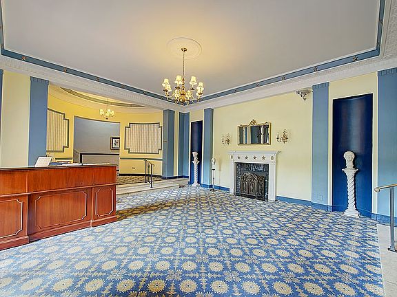 4th image of 106-15 Queens Blvd #2R