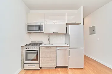 Rented by Living New York