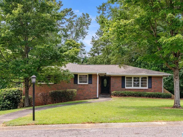 112 Dew Dr, Trussville, AL 35173