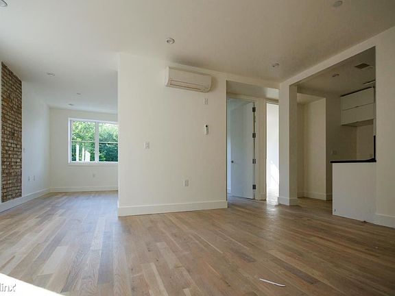 3rd image of 1509 Jefferson Ave