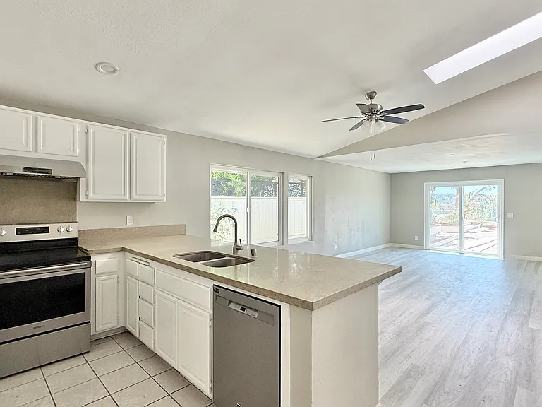 9133 Truman St — Photo 8
