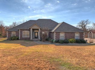 105 Elk Pl, Mannford, OK 74044