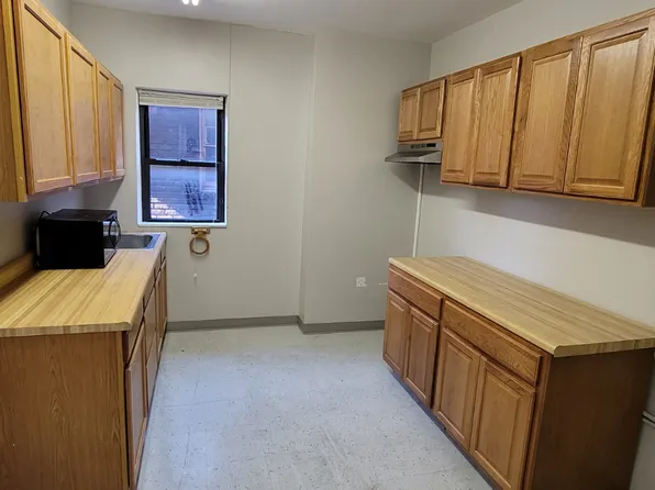 2121 Murray Ave #2, Pittsburgh, PA 15217