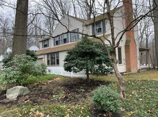 3554 Fenley Rd, Cleveland Heights, OH 44121