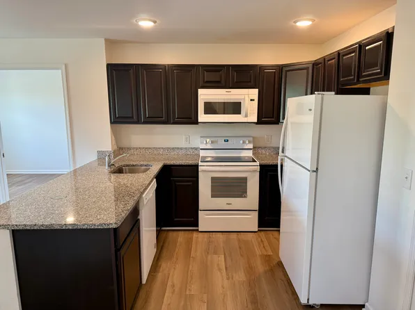 480 Main St #1000-B, Stevensville, MD 21666