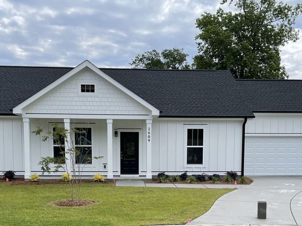1609 Fawn Ct SW